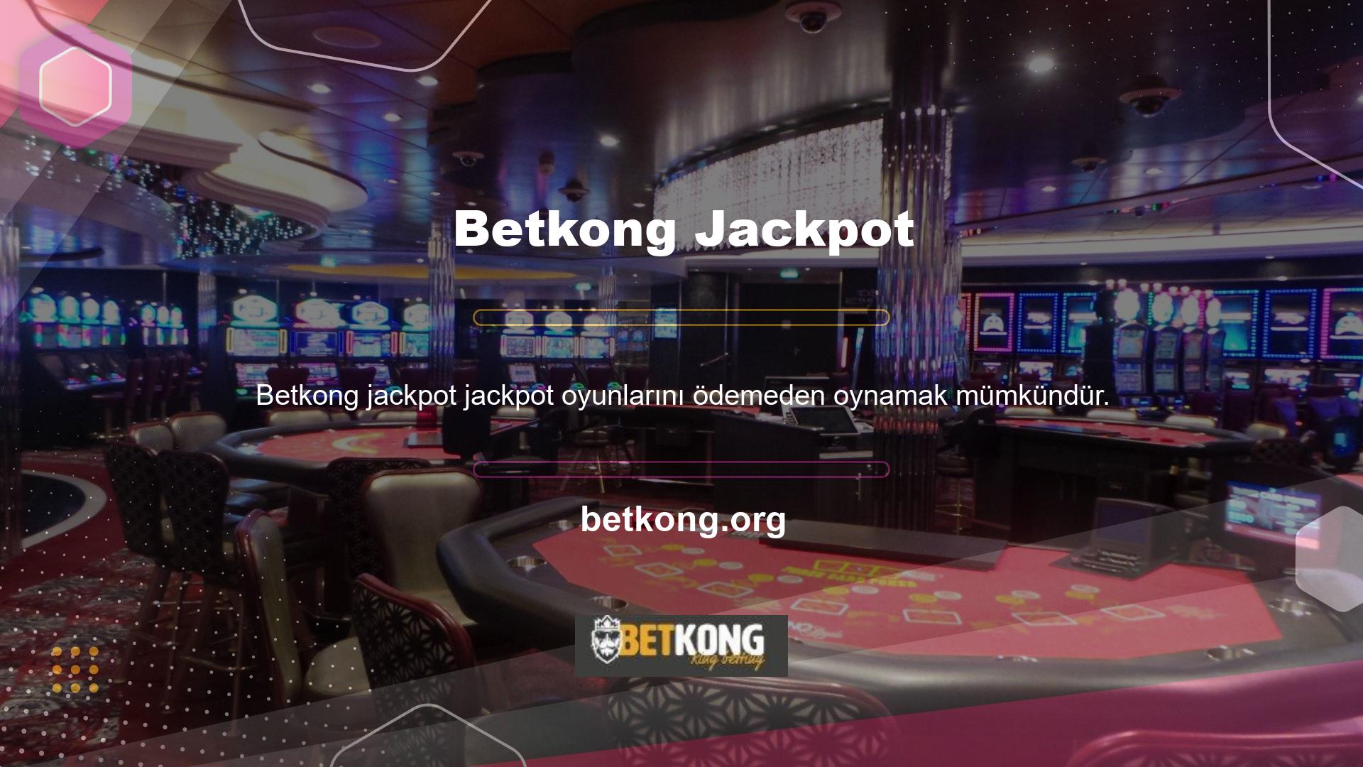 Oyun listesi üst kısımda konumlandırılmış olup, jackpotlar sekmesine tıkladıktan sonra Jackpot oyununa ücretsiz olarak ulaşabilirsiniz